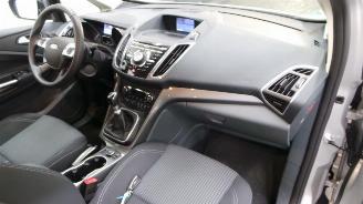 Ford Grand C-Max  picture 15