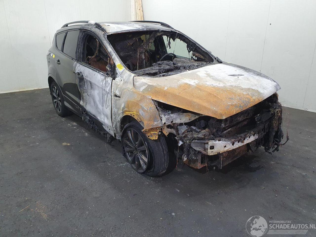 Ford Kuga 1.5 EcoBoost ST-Line 4WD