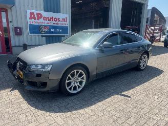 krockskadad bil auto Audi A5 2.0 TFSI QUATTRO AUTOMAAT 2010/1