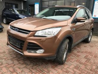 Vrakbiler auto Ford Kuga Kuga II (DM2), SUV, 2012 2.0 TDCi 16V 140 4x4 2013