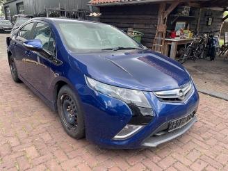 Opel Ampera Ampera, Hatchback, 2011 / 2015 1.4 16V picture 2