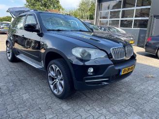 Vrakbiler auto BMW X5 X5 (E70), SUV, 2006 / 2013 4.8i V8 32V 2008/11
