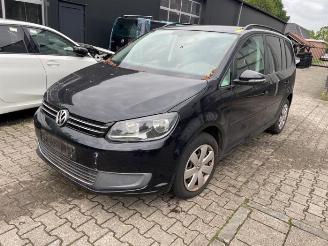 krockskadad bil auto Volkswagen Touran Touran (1T3), MPV, 2010 / 2015 1.4 16V TSI 140 2011/4