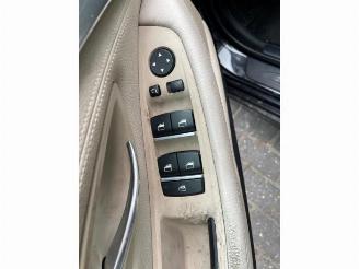 BMW 5-serie 5 serie Touring (F11), Combi, 2009 / 2017 528i 24V picture 6