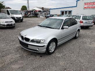 krockskadad bil auto BMW 3-serie E46 316I Onderdelen Titansilber Met. 2004/9