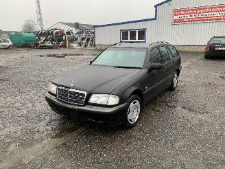 rozbiórka samochody osobowe Mercedes C-klasse W202 240 Onderdelen Zwart 197 112910 Motor 1998/5