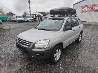 Sloopauto Kia Sportage 2.0 2WD Zilver S6 Onderdelen G4GC Motor 2006/9