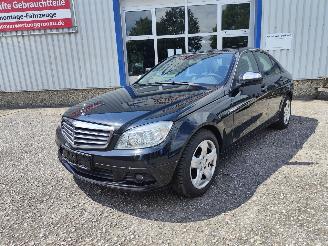 skadebil auto Mercedes C-klasse 180 Komp. Zwart 197 Onderdelen 271952 Motor 2007/11