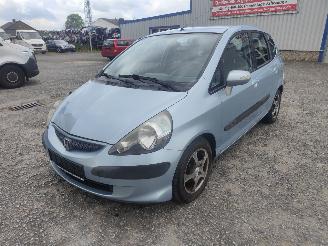 Uttjänta bilar auto Honda Jazz 1.4 Blauw B528M Onderdelen L13A6 Motor 2006/3