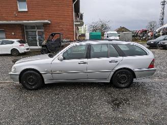 Mercedes C-klasse 202 C180T picture 8