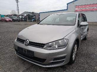 Coche siniestrado Volkswagen Golf 1.2 2013/3