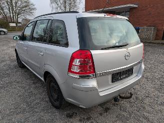 Opel Zafira 1.9 CDTI picture 7