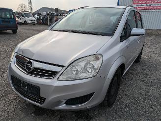 Opel Zafira 1.9 CDTI picture 1