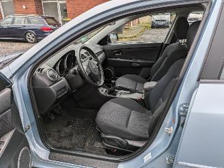 Mazda 3 1.6 picture 10