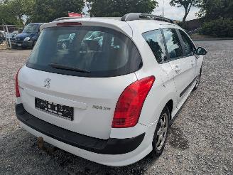 Peugeot 308 1.6 picture 5