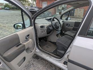 Renault Modus 1.6 picture 9