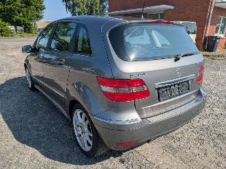 Mercedes B-klasse B 200 picture 7