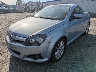 Vrakbiler auto Opel Tigra Twin Top 1.4 Aeroblau  Mi2 4MU Z42T 2005/5