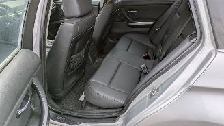 BMW 3-serie 325i Touring picture 17