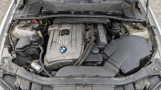 BMW 3-serie 325i Touring picture 14