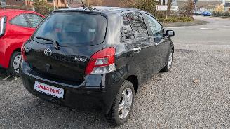 Toyota Yaris  picture 5