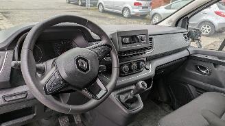 Renault Trafic 2.0 picture 13