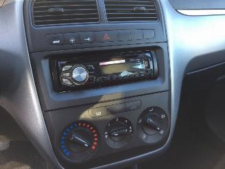 Fiat Grande Punto Zwart 891B Sloop Onderdelen Deur Bumper picture 10