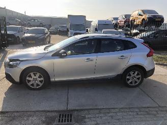 Volvo V-40 Cross Country 1.6 diesel 84kW E5 picture 1