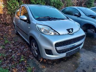 Uttjänta bilar auto Peugeot 107  2012/4