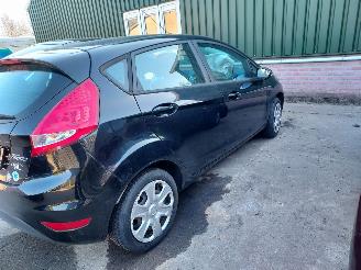 Ford Fiesta  picture 5