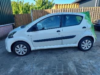 Uttjänta bilar auto Toyota Aygo  2014/2