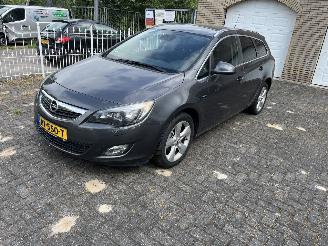 skadebil auto Opel Astra SPORTS TOURER 2011/5