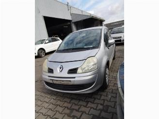 Renault Modus Modus/Grand Modus (JP), MPV, 2004 / 2012 1.6 16V picture 2