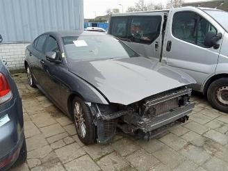 Uttjänta bilar auto Jaguar XE XE, Sedan, 2015 2.0d 180 16V 2015/8