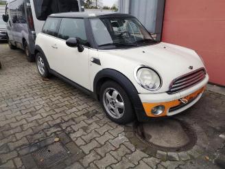 Vrakbiler auto Mini Mini Mini (R56), Hatchback, 2006 / 2013 1.6 16V Cooper 2009/1