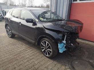 skadebil auto Nissan Qashqai Qashqai (J11), SUV, 2013 1.2 DIG-T 16V 2017/4