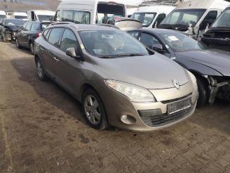 Démontage voiture Renault Mégane Megane III Grandtour (KZ), Combi 5-drs, 2008 / 2016 1.5 dCi 110 2010