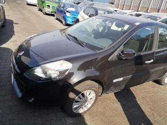 Renault Clio Clio III (BR/CR), Hatchback, 2005 / 2014 1.2 16V 75 picture 2