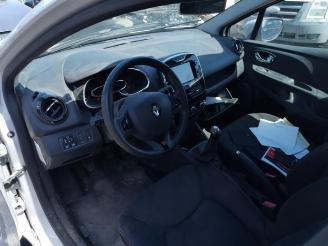 Renault Clio  picture 8