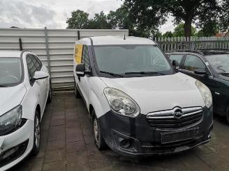 Démontage voiture Opel Combo Combo, Van, 2012 / 2018 1.3 CDTI 16V ecoFlex 2013/11