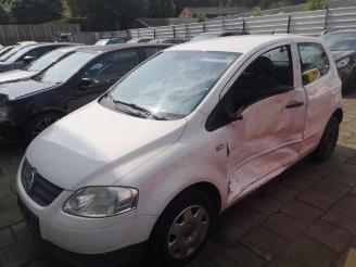 Coche siniestrado Volkswagen Fox Fox (5Z), Hatchback, 2005 / 2012 1.2 2010