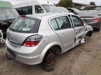 Opel Astra Astra H (L48), Hatchback 5-drs, 2004 / 2014 1.4 16V Twinport picture 5