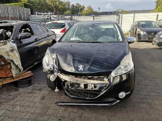 Peugeot 208 208 I (CA/CC/CK/CL), Hatchback, 2012 / 2019 1.2 Vti 12V PureTech 82 picture 2