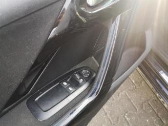 Peugeot 208 208 I (CA/CC/CK/CL), Hatchback, 2012 / 2019 1.2 Vti 12V PureTech 82 picture 12