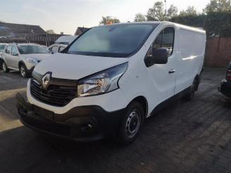 krockskadad bil bedrijf Renault Trafic Trafic (1FL/2FL/3FL/4FL), Van, 2014 1.6 dCi 95 2017/9