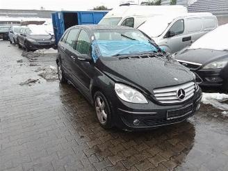Salvage car Mercedes B-klasse B (W245), Hatchback, 2005 / 2011 2.0 B-180 CDI 16V 2008