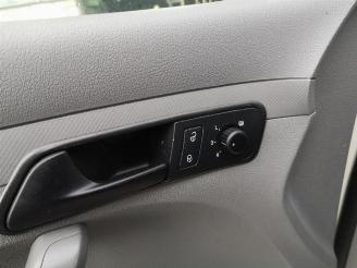 Volkswagen Caddy Caddy III (2KA,2KH,2CA,2CH), Van, 2004 / 2015 1.9 TDI picture 21