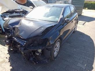 Vrakbiler auto Volkswagen Polo Polo V (6R), Hatchback, 2009 / 2017 1.2 TDI 12V BlueMotion 2012/3