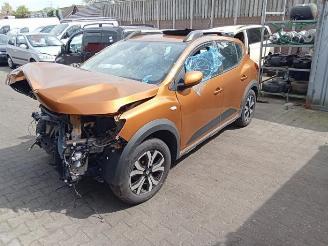 Vrakbiler auto Dacia Sandero Sandero III, Hatchback, 2021 1.0 TCe 90 12V 2021/1