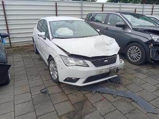 Vrakbiler auto Seat Leon Leon (5FB), Hatchback 5-drs, 2012 / 2020 1.6 TDI Ecomotive 16V 2013/7
